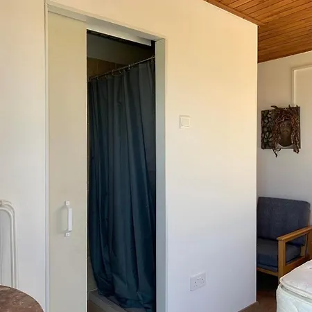 Sea-view Holiday home Argaka